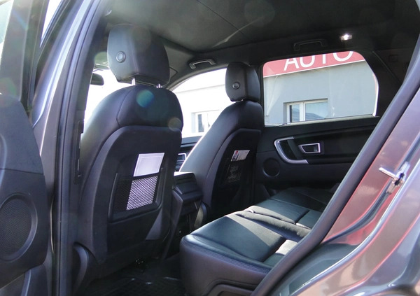Land Rover Discovery Sport cena 84900 przebieg: 232000, rok produkcji 2018 z Tychowo małe 137